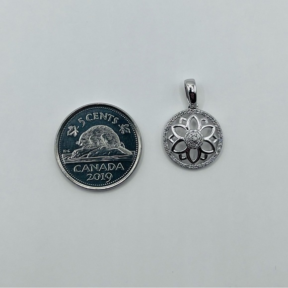 9K White Gold 0.20 CT Natural Diamond Round Pendant - Picture 5 of 6